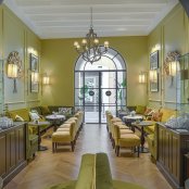 Deluxe Hotel Adriano