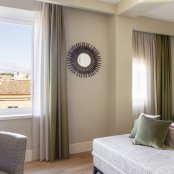 Deluxe Hotel Adriano