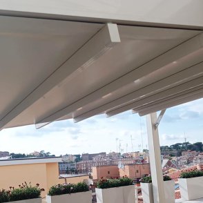 Pergola con vetrate - Roma